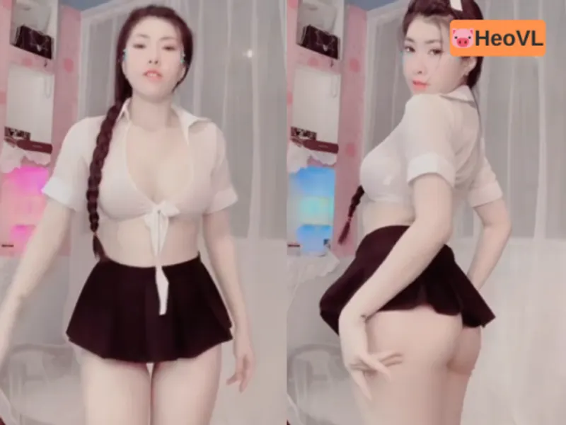Tôi ước cặp mông em đặt lên con buồi của tôi